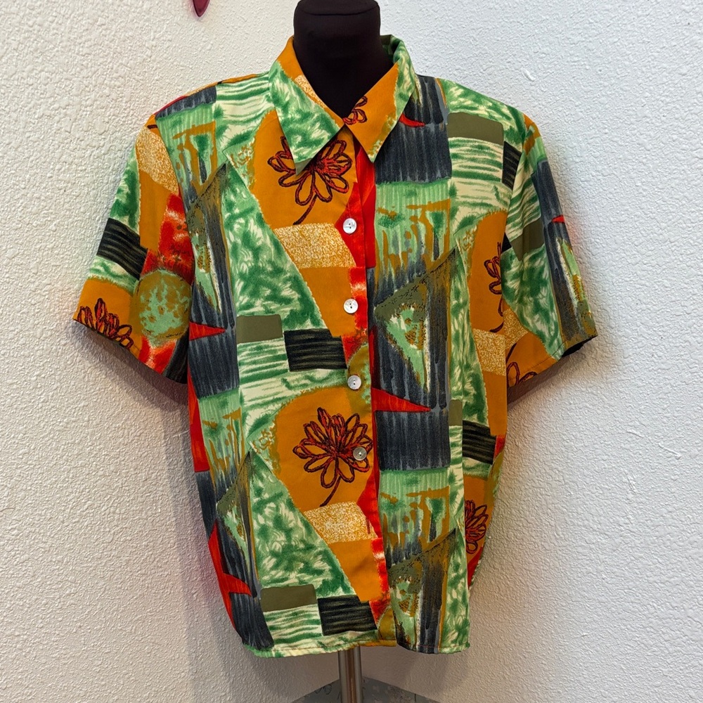 Vintage ICI multicolor abstract floral short sleeve button-up shirt. Size L.